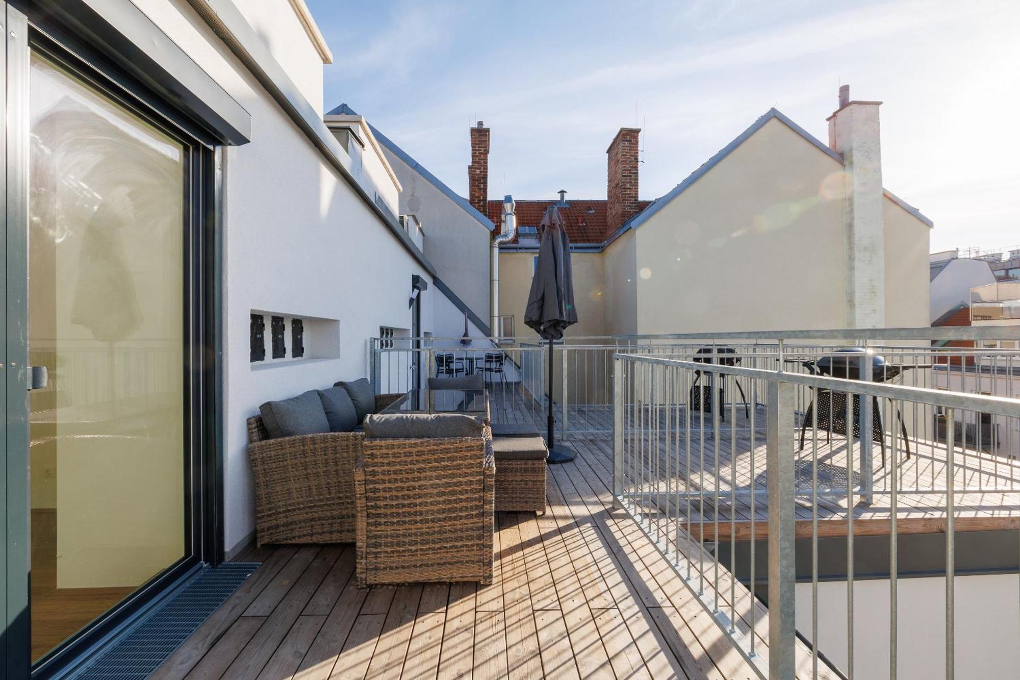 Symphony Apartments 41 - Modern Loft With Terrace And Grill In Central Location Wien Exterior foto